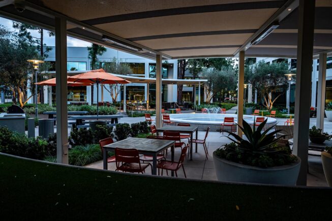 Vista Commercial Outdoor LED Lighting at Lakeview Business Center