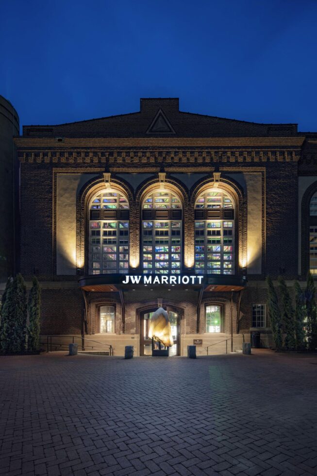 Vista Commercial Outdoor LED Lighting at the Savannah Plant Riverside District