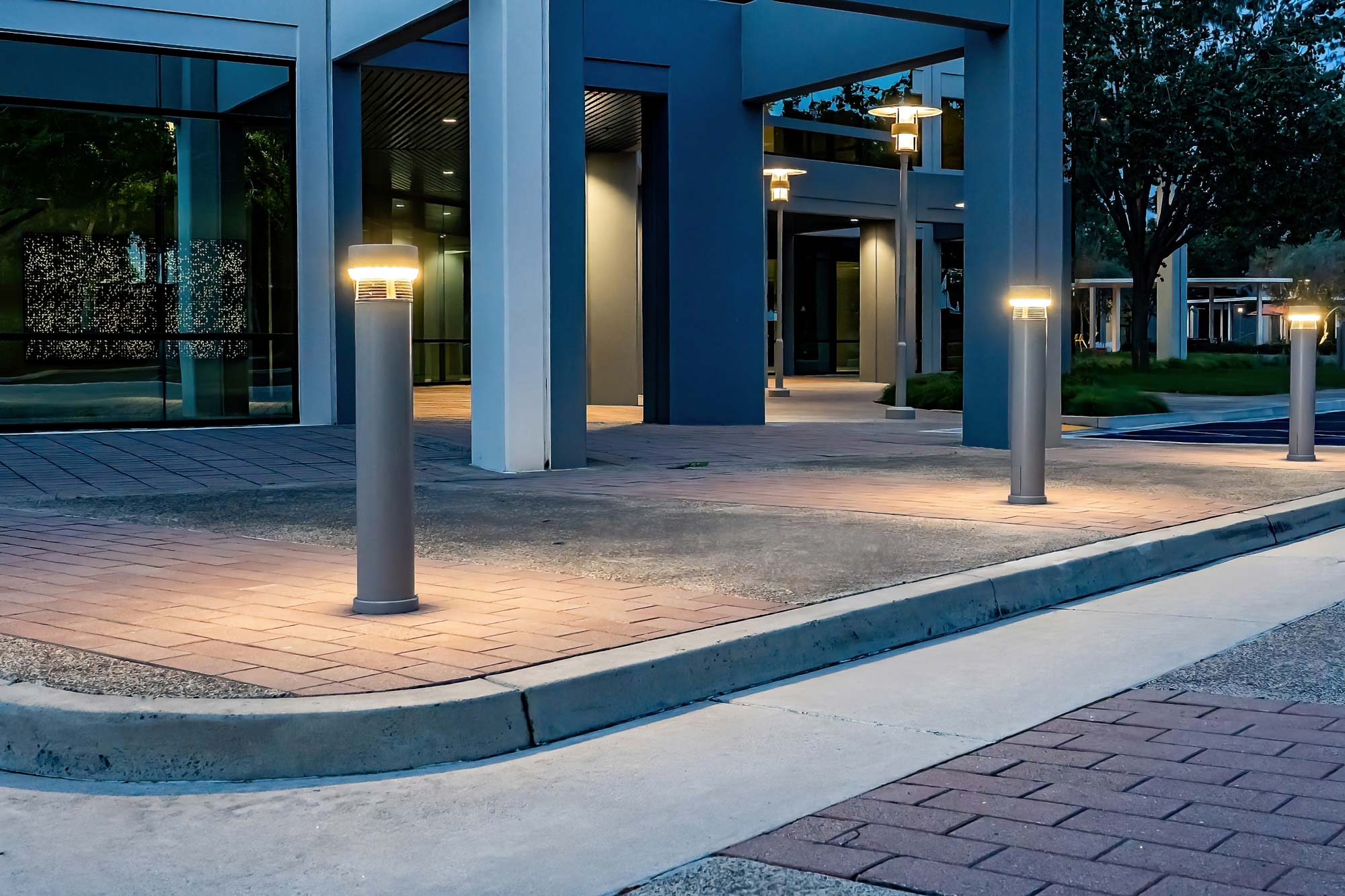 Vista Pro Commercial Outdoor Lighting | Professional lighting solutions